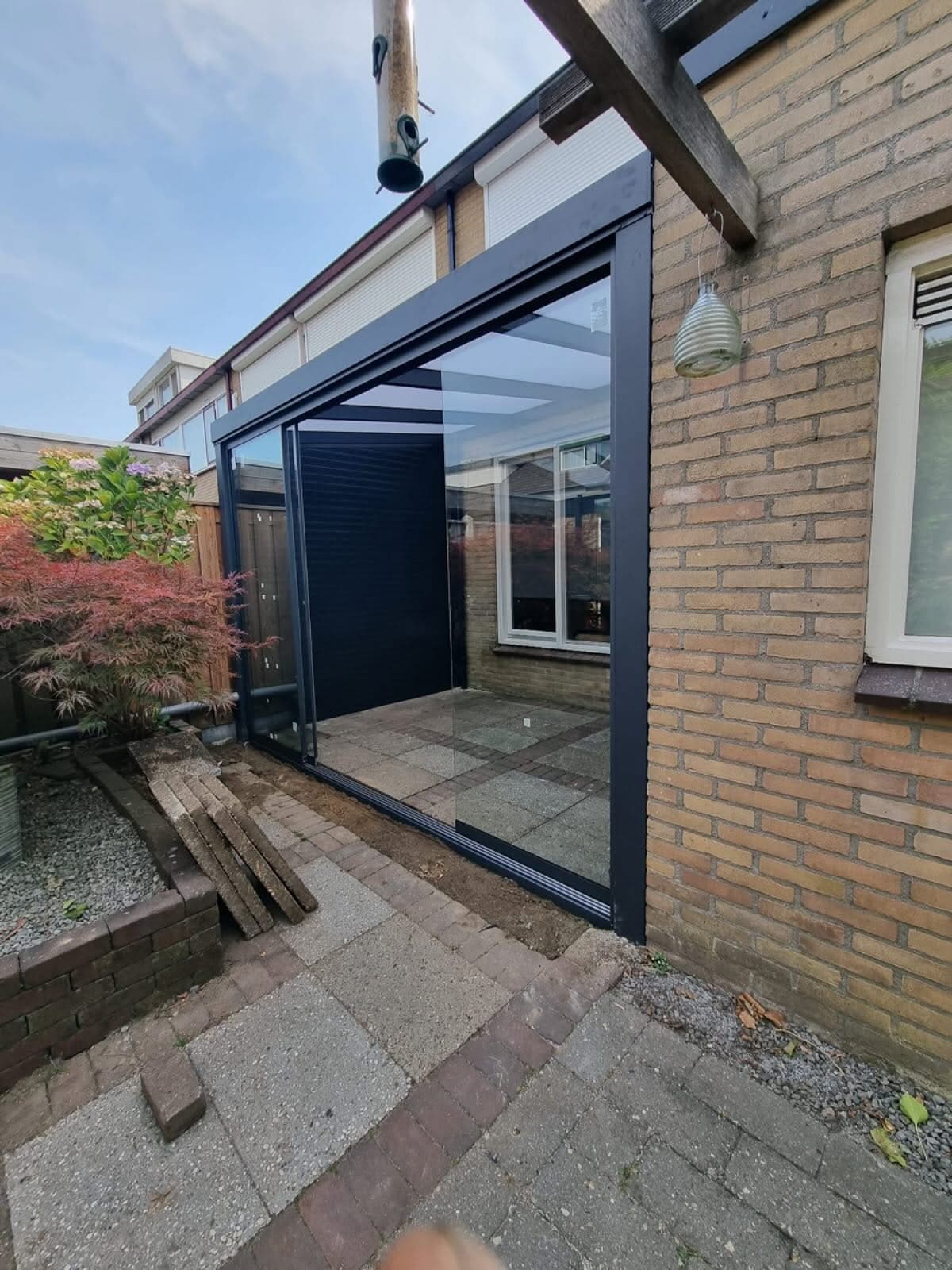 Strakke veranda met LED-verlichting